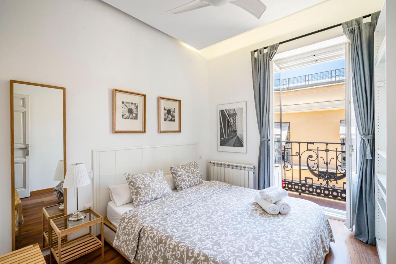 Apartamento La Latina II Madrid Bagian luar foto