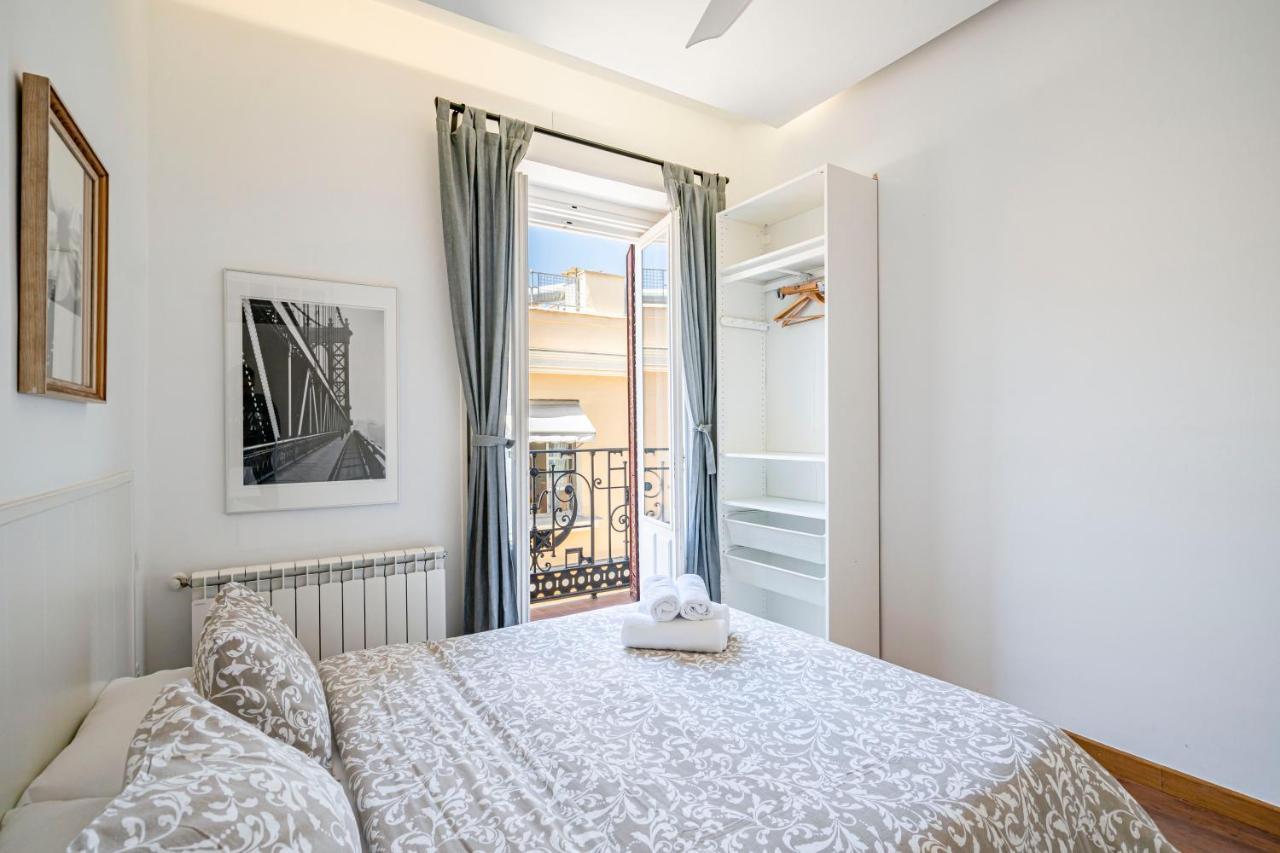 Apartamento La Latina II Madrid Bagian luar foto